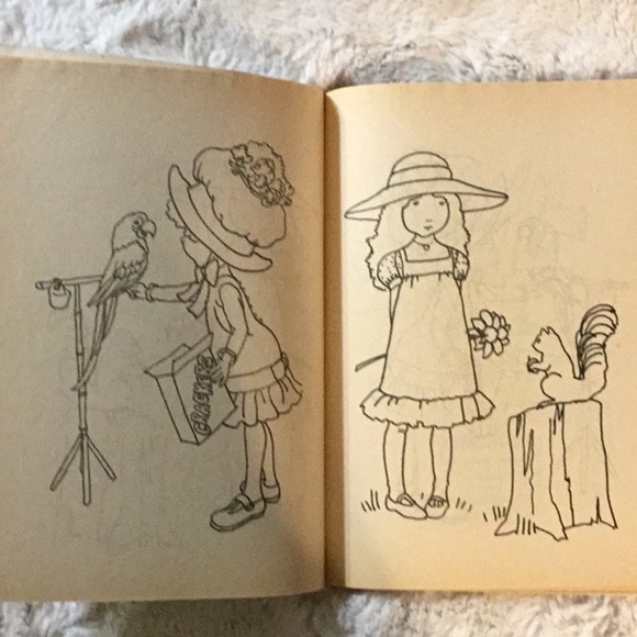 VINTAGE 1976 UNUSED Holly Hobbie Coloring Books Lot of 2 Rand McNally Set - Picture 9 of 16